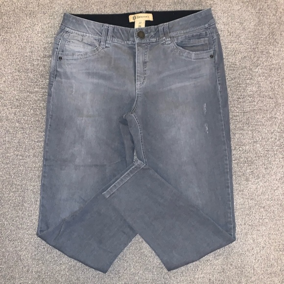Democracy Jeans - Picture 1 of 7